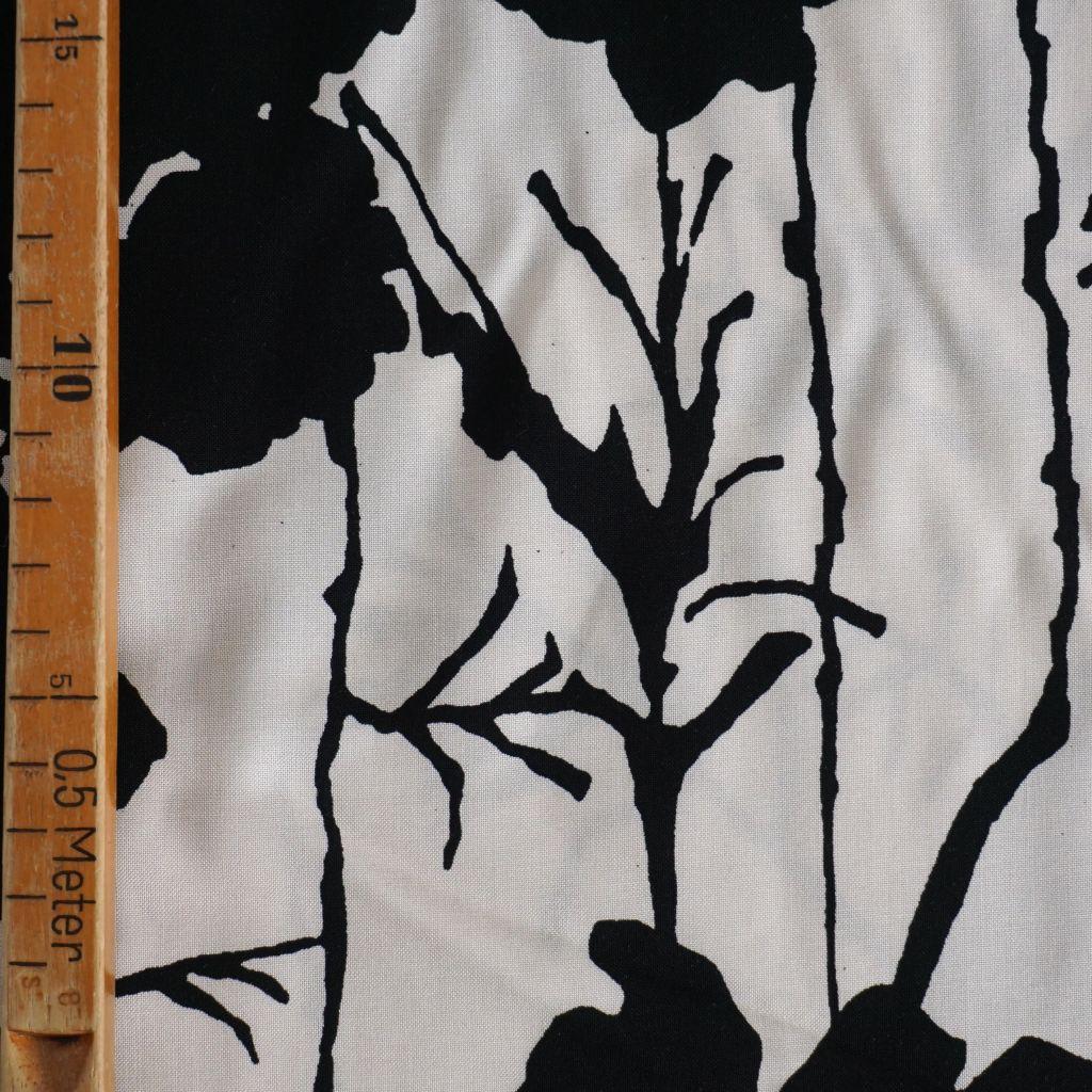 Viskose Druck Blumen Zweige schwarz creme